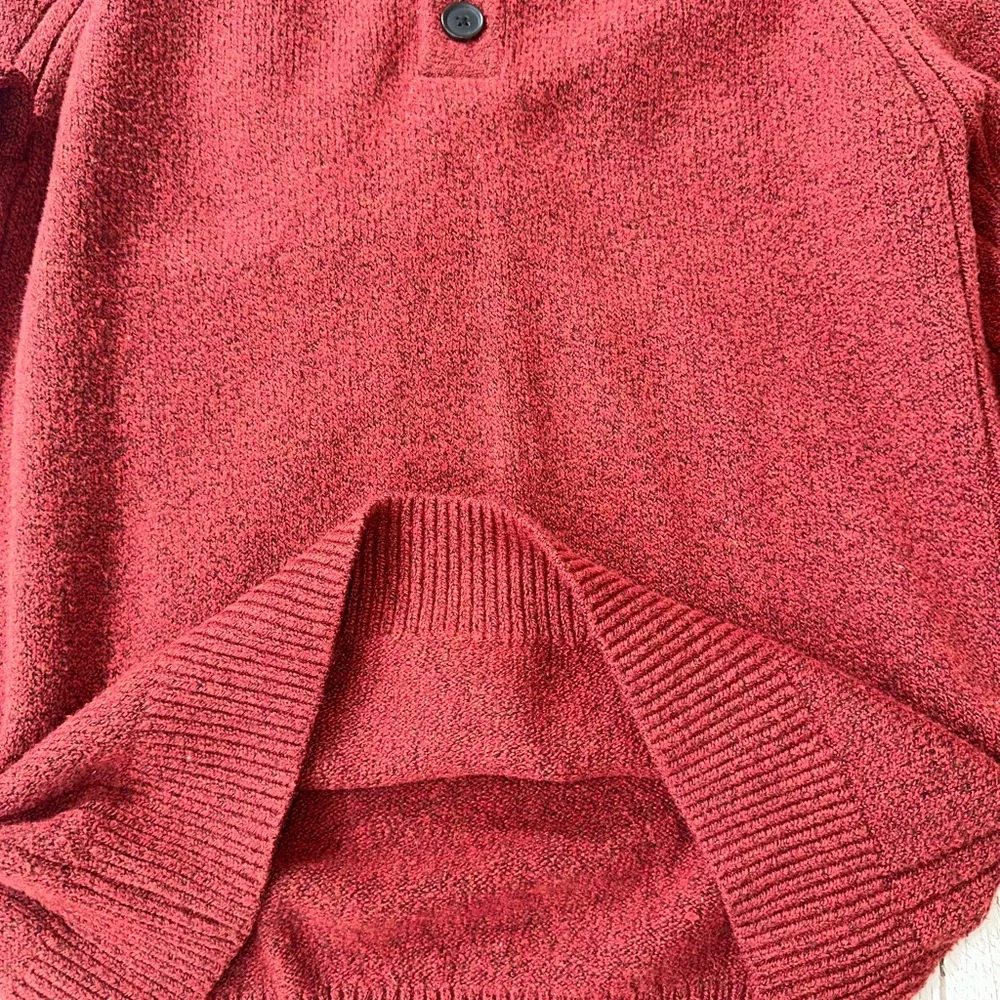 Men’s Banana Republic sweater
